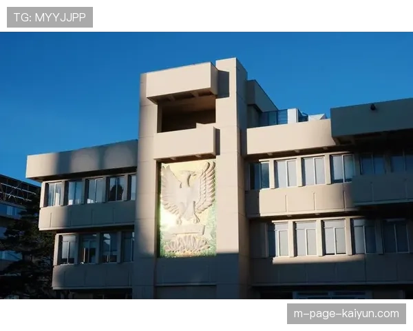 旧金山大学半场轰出51-15攻势 D1与D3级别实力差距凸显