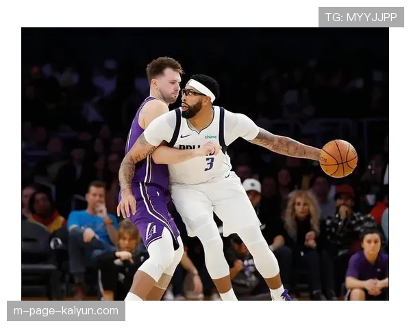 里夫斯接球投篮效率提升 无球威胁为东契奇创造空间